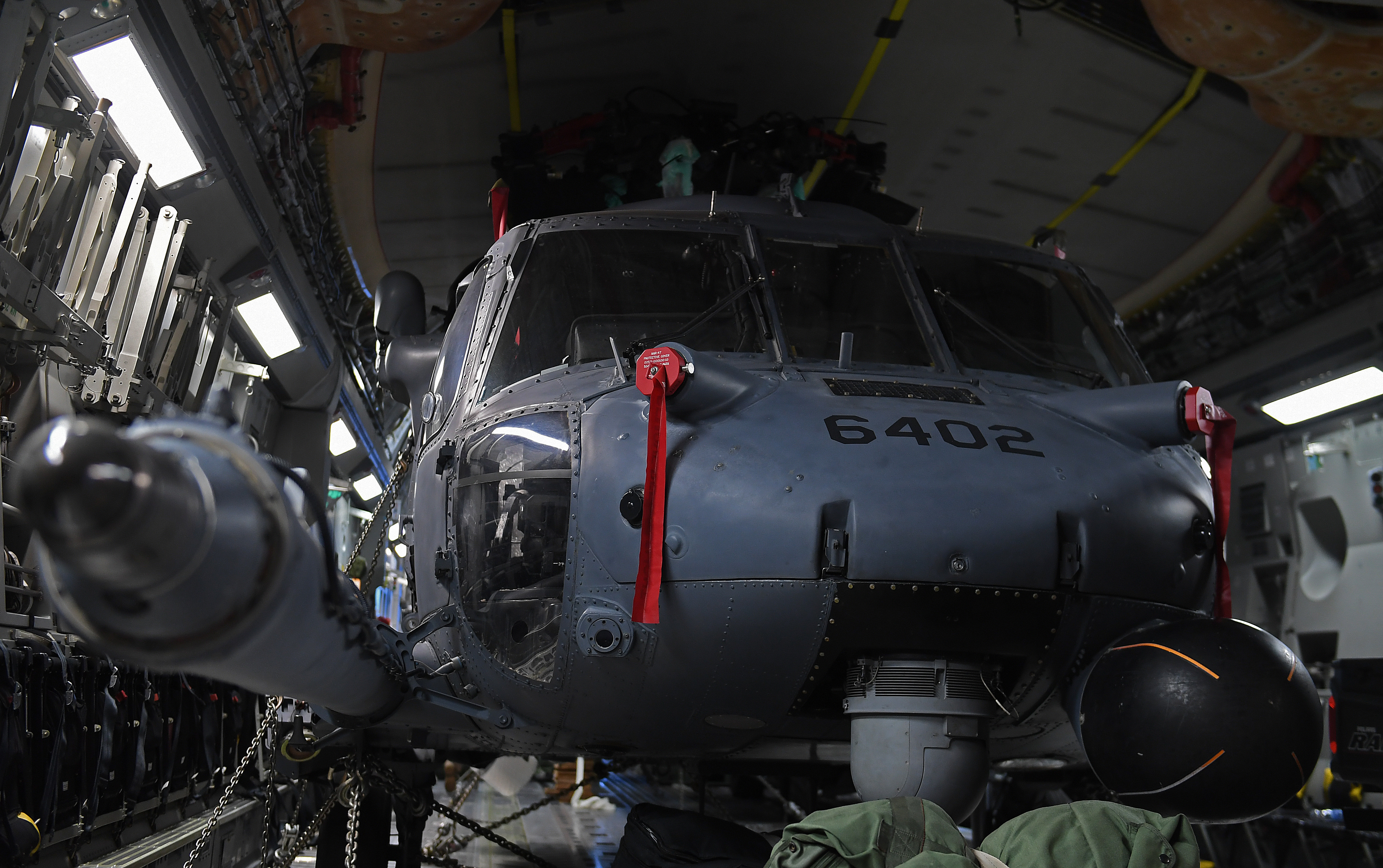 HH-60 Pave Hawk Arrival