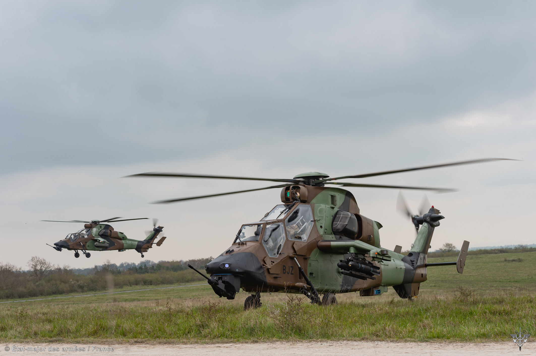 Arrivée des hélicopteres du sous-groupement aéromobile à Sissone